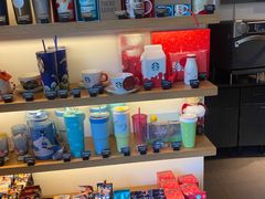 -星巴克臻选(青岛麦凯乐分店)