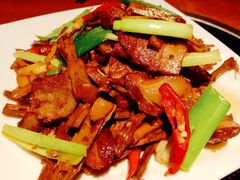 大巴山老腊肉炒笋-黑鸡小馆(金源店)