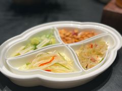 -左庭右院鲜牛肉火锅黑金店(陆家嘴中心店)