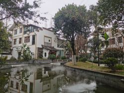 -莲生母婴月子中心(清水河公园店)