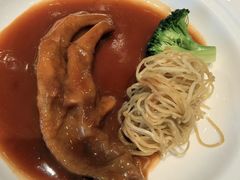 -景月阁空中食府(希尔顿酒店)