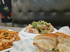 猪扒包-繁仔牛杂(石排店)