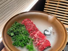 -三出山火锅(万象天地店)