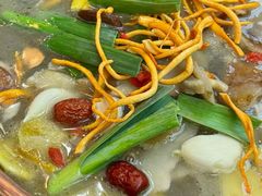 -慢丽江·云南野生菌土鸡锅(西山店)