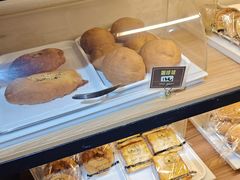 -韩国利尔面包(桂林路店)