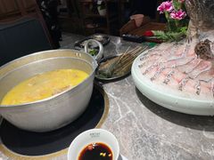 -禄婶鸡煲·打边炉