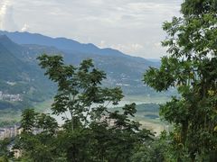 -三峡梯城