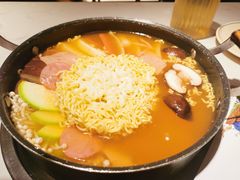 部队年糕火锅-七八冷面·延边朝鲜族美食(欢乐谷店)