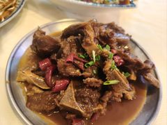 -霄汉牛三鲜湖北砂锅菜(万松园2店)