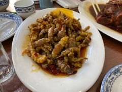 -巷子深菜馆·津门肘子(滨海店)