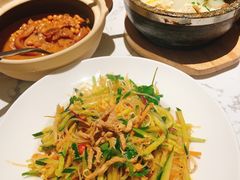 -关东小磨东北菜(漕河泾印象城店)