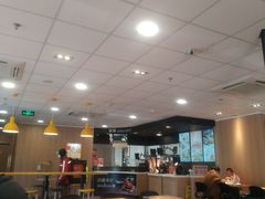 -麦当劳(燕顺路店)