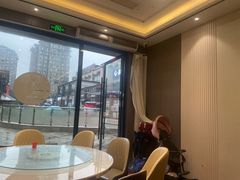 -洪平血旺椒麻鸡雅鱼饭店(熊猫大道店)