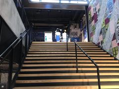 -阿迪达斯(百联徐汇商业广场运动旗舰店)