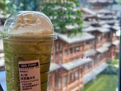 -星巴克(南宁民歌湖店)