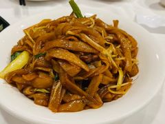 干炒牛河-稻香酒家·34年老字号·港式粤菜(汉街店)