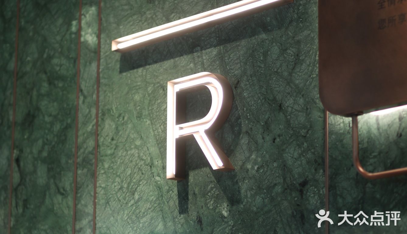 超级nice的【Starbucks星巴克甄选®】来咯