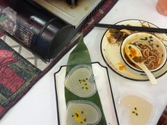 -刘姐啤酒鱼民族演艺餐厅(西街总店)