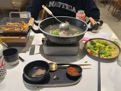 -乔阿马·江南味·驴肉香(龙湖华泾天街店)
