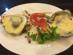 -J Daeng Seafood
