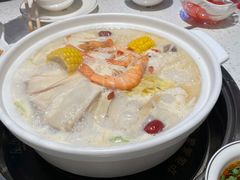 -三人行骨头王火锅(长寿店)