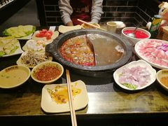 -宽板凳老灶火锅(簋街店)