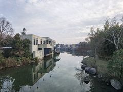 -上海怡沁园度假酒店