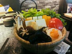 -湊湊火锅·茶憩(新中关购物中心店)