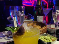 -大连君悦酒店 · VIVA(星海广场店)
