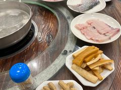 -正能量脆肉鲩火锅