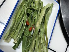 -喜悦小串丹东小黄牛海鲜烧烤大排档(民主广场店)