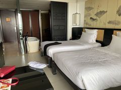 -三亚湾海居铂尔曼度假酒店