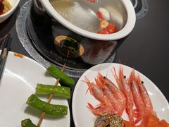 -钱小奴海鲜自助黑金店(杭州滨江龙湖店)