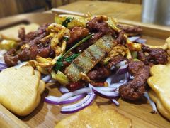 -老东镇啤酒屋海鲜加工·蒸汽海鲜·海鲜烧烤(台东店)