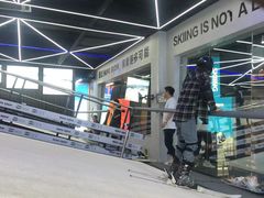 -Hopo Snow 城市滑雪空间(滨江宝龙城店)