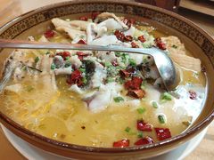 新派酸菜鱼-汇景花园酒家(基立下道店)