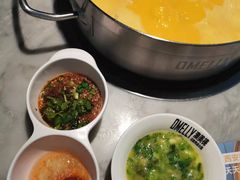 -澳美徕·港式花胶鸡火锅(高新万达店)