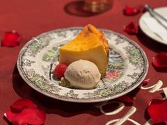 布朗石烤巴斯克芝士蛋糕-BROWNSTONE布朗石西班牙餐厅(富城店)