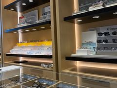 -博士眼镜(罗湖喜荟城店)