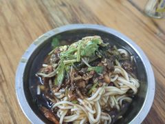 -灵山卢梅燕粉店