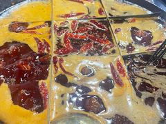 -铜元老码头鳝鱼火锅