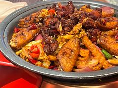 -龙少爷碳火干锅(环球中心店)