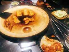 -冰冰龙虾·江湖菜·花园江景餐厅
