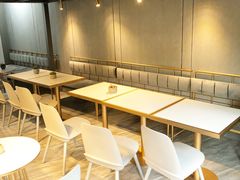 -ADO KAFE(大学城店)