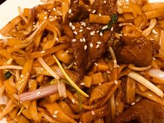 -新大咀港式茶餐厅(宝山万达店)