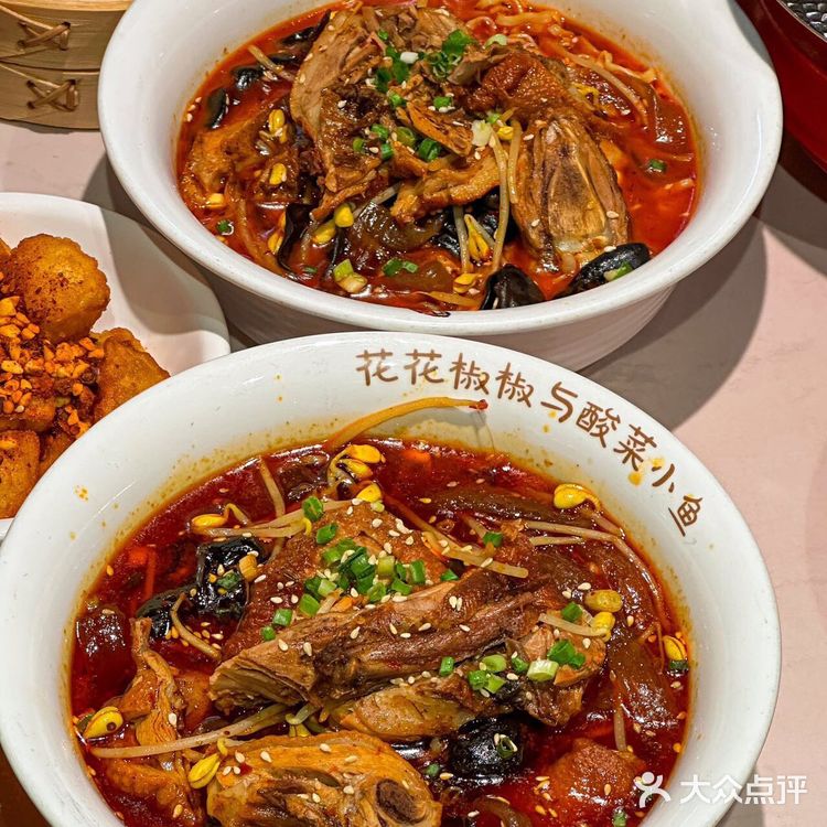 这家餐厅太适合我了吧！性价比高的冒烤鸭[礼花]