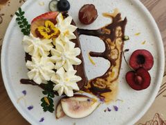 -Mark&Mars Restaurant