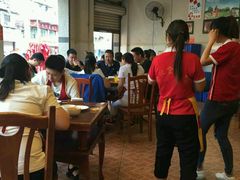 大堂-佘记全家福芋儿鸡(向阳街总店)
