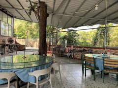 -洞背山庄(洞背院区式管理小区店)