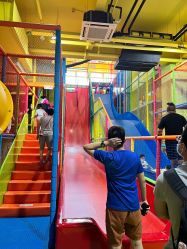 -宝燕乐园(闵行旗舰店)